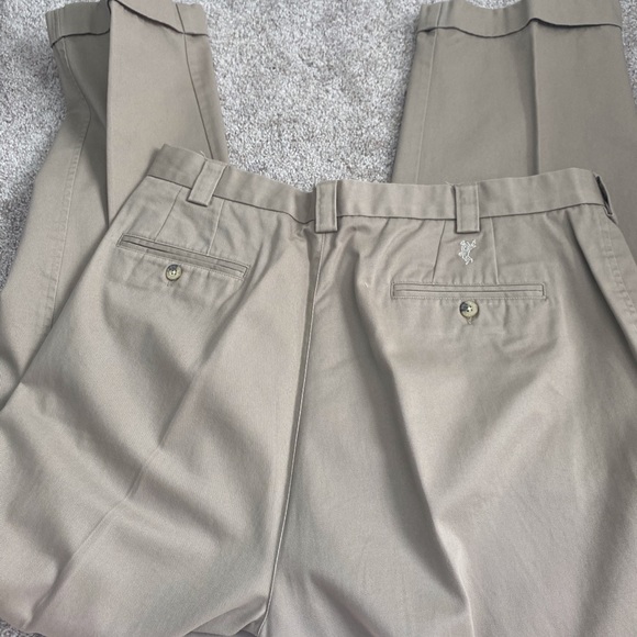 Khaki dress pants, in great shape - Picture 3 of 3